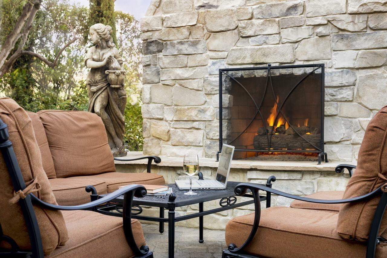Ayres Suites Ontario At The Mills Mall - Rancho Cucamonga Bagian luar foto