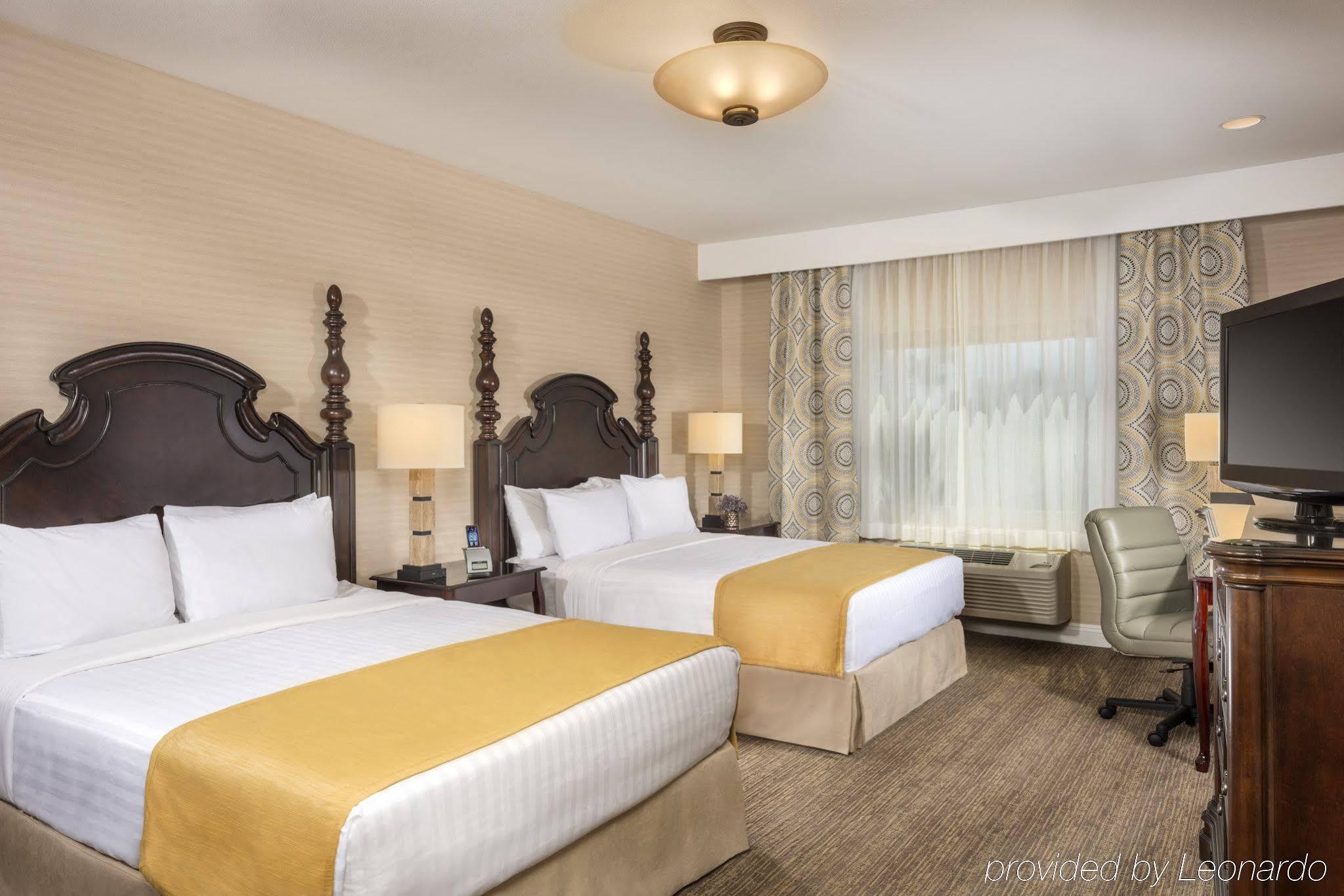 Ayres Suites Ontario At The Mills Mall - Rancho Cucamonga Bagian luar foto