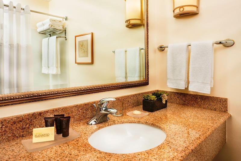 Ayres Suites Ontario At The Mills Mall - Rancho Cucamonga Bagian luar foto