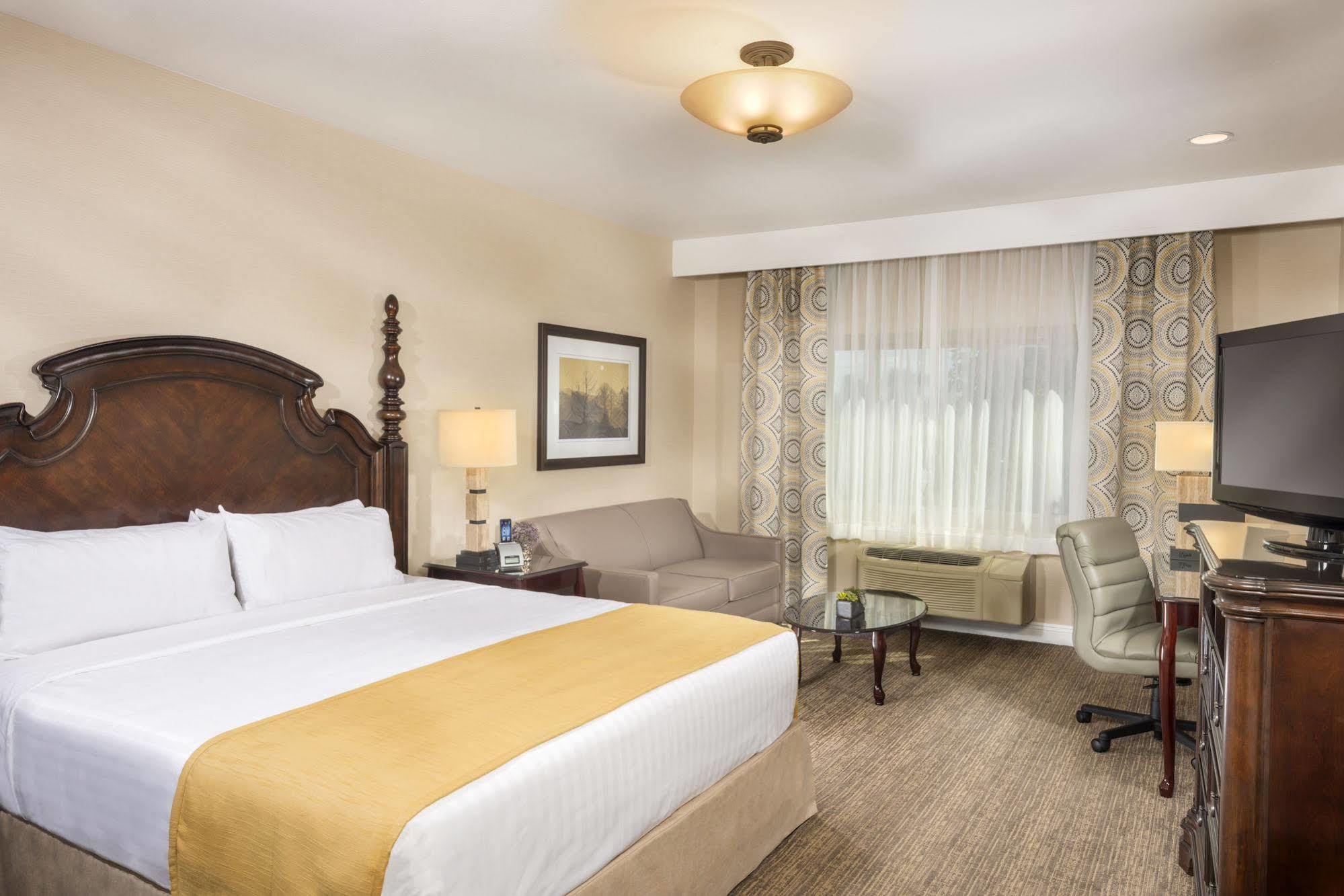 Ayres Suites Ontario At The Mills Mall - Rancho Cucamonga Bagian luar foto
